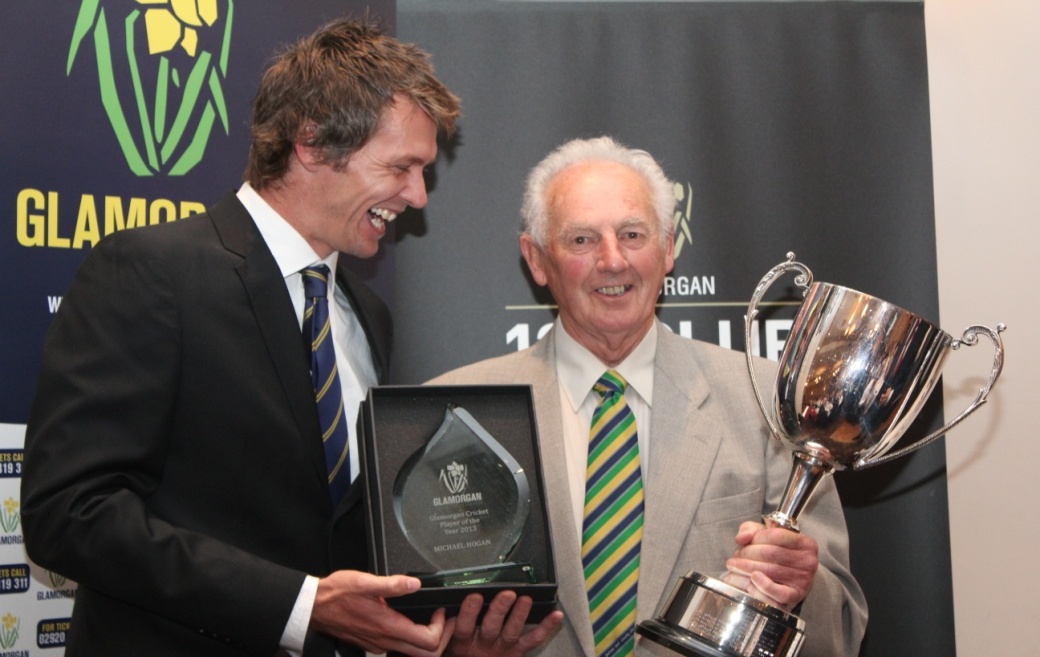 Michael Hogan receiving his 2013 Player of the Year Award from Glamorgan legend and Balconiers’ President, Don Shepherd